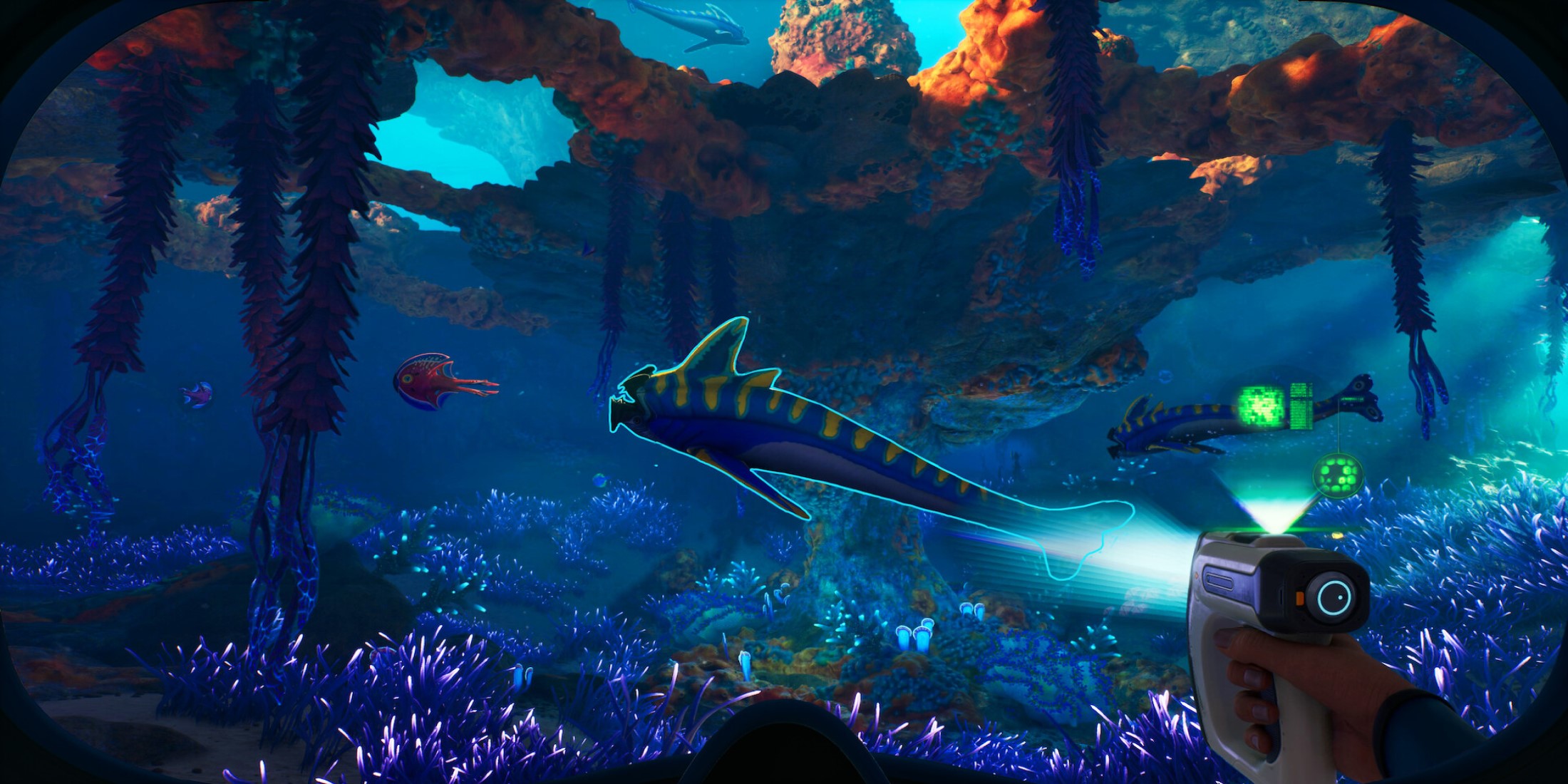 Subnautica 2 gameplay screenshot showcasing 4-player online co-op features by Unknown Worlds Entertainment and Krafton.